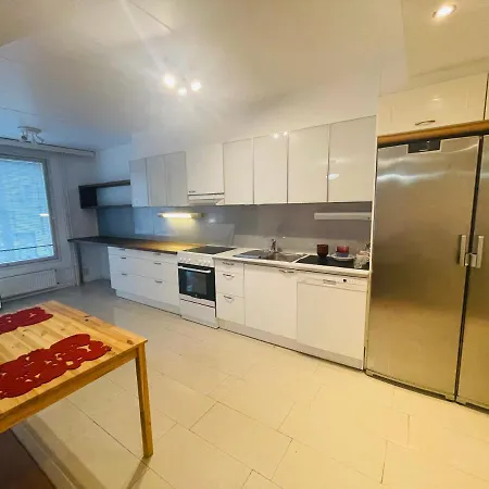 Bella's In With Balcony And Sauna Helsinki