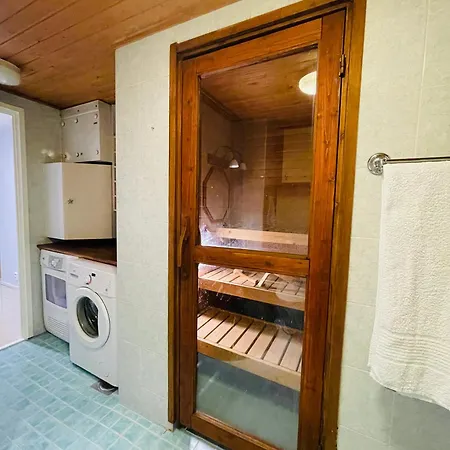 Lägenhet Bella's In With Balcony And Sauna *